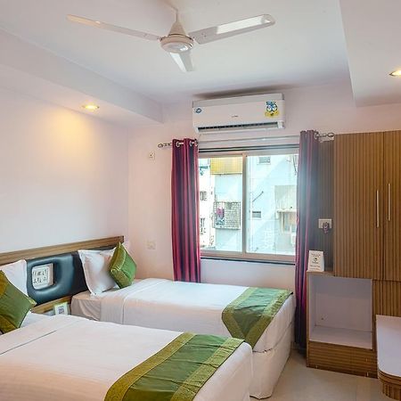 Arihant Hotel Hyderabad Exterior foto