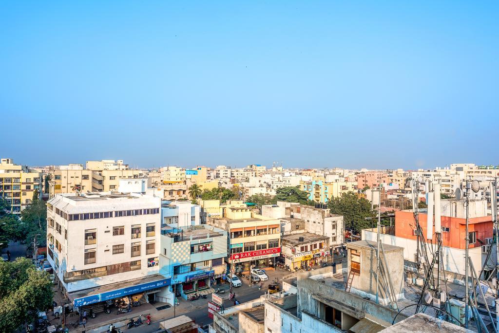 Arihant Hotel Hyderabad Exterior foto